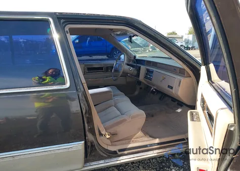 1989 Cadillac Deville from USA, damaged, VIN 1G6CD5157K4324974